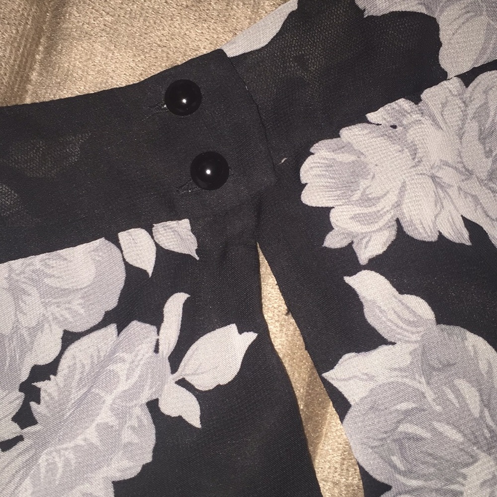 Flowing blouse - Picture 6 of 6